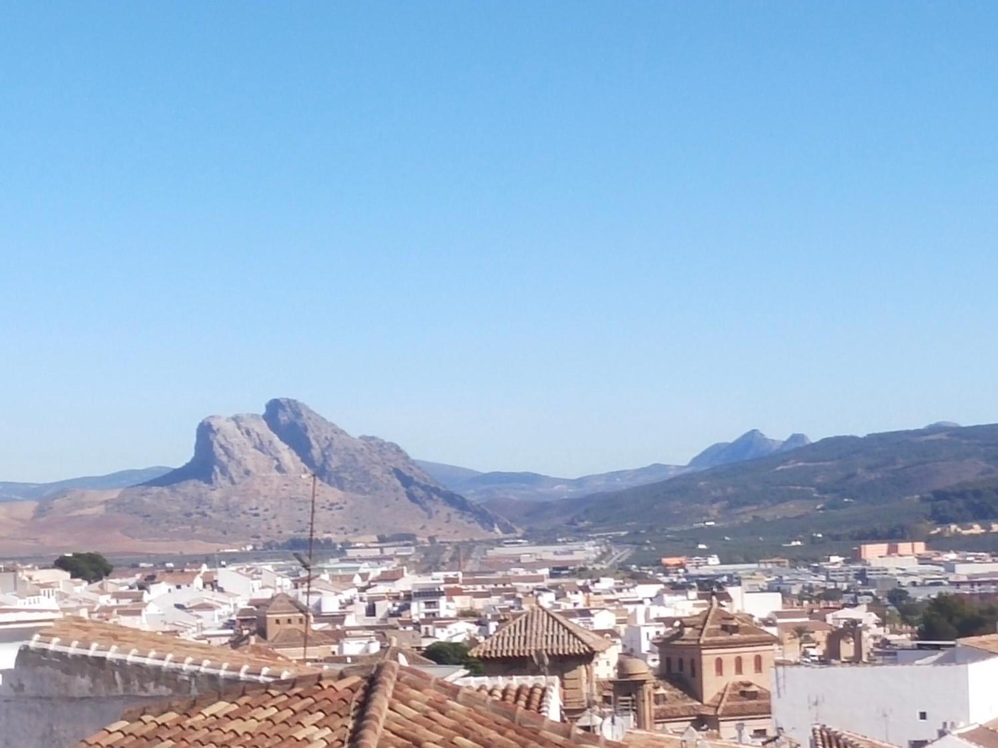 Casa Puerta De La Alcazaba Antequera Vila Exterior foto